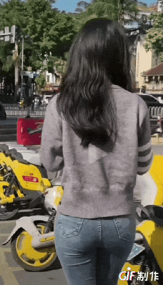 成熟端庄漂亮的女人都有什么特点认知独立有主见，有自己的三观与判断标准，不盲从他人