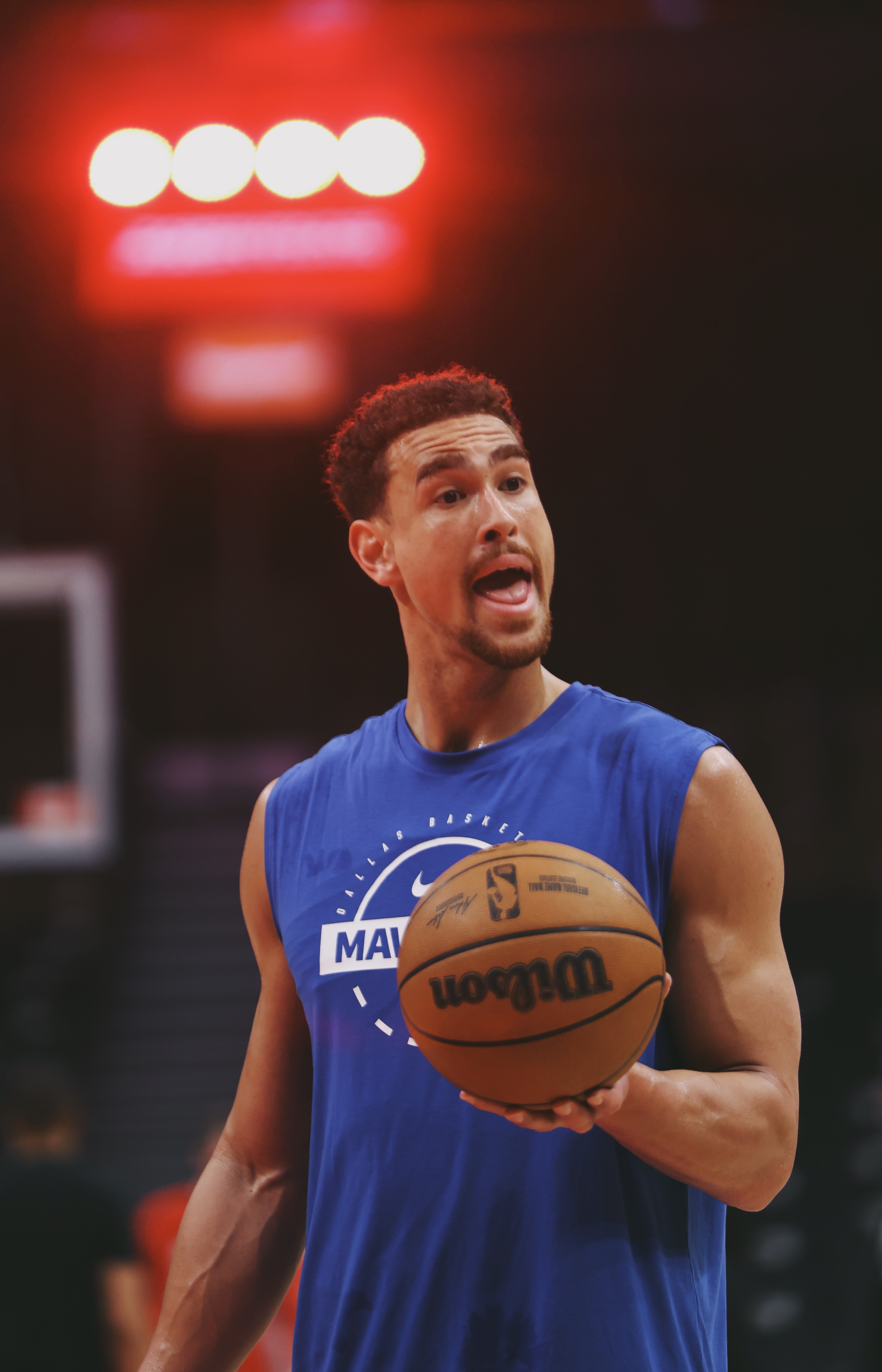 耍宝，早安 摄影 by 理记硬刚张艺兴工作室声明