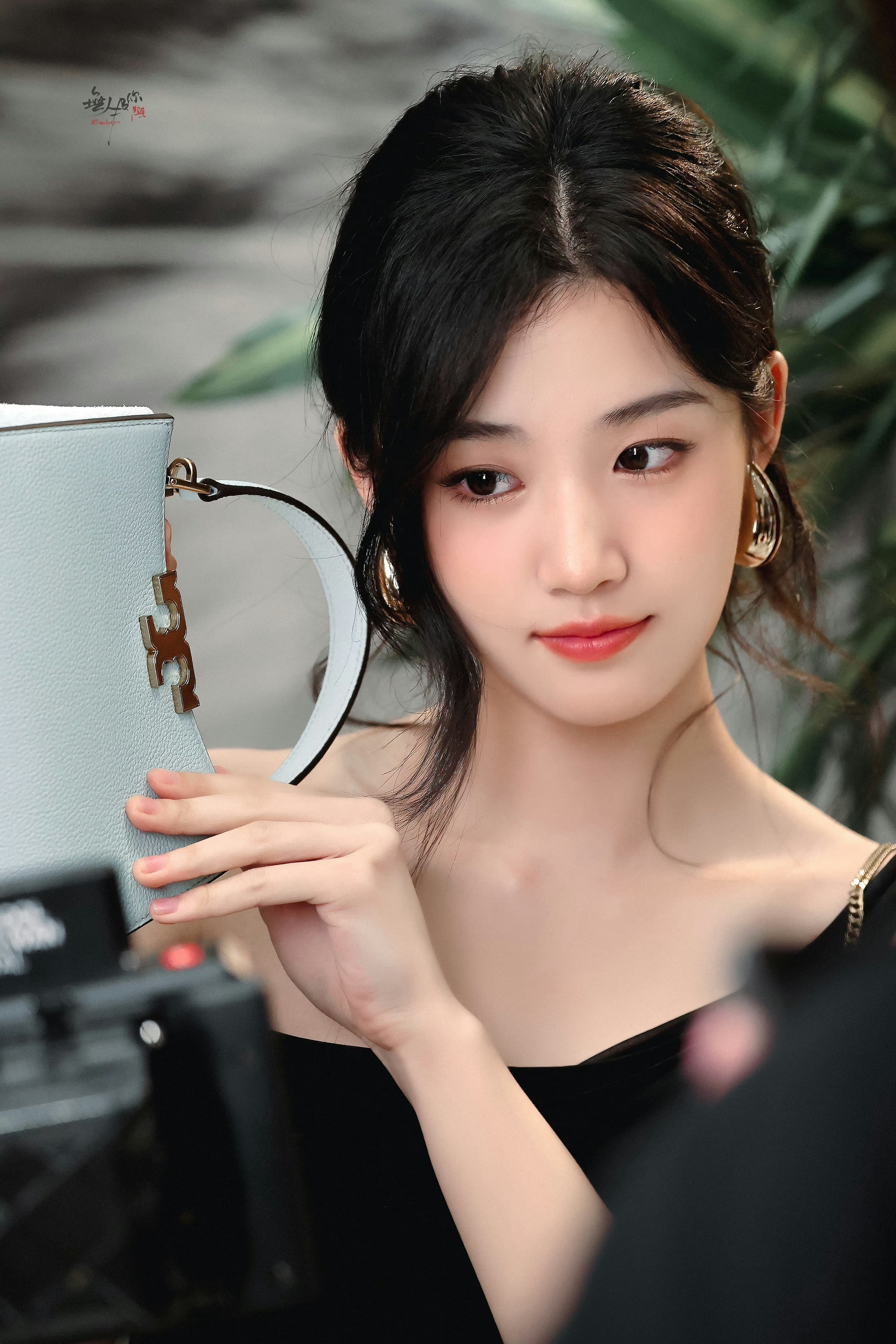 #卢昱晓 一款存在于内娱的韩剧女主# 窝去！！！终于有人说了，卢昱晓的韩系妆容真