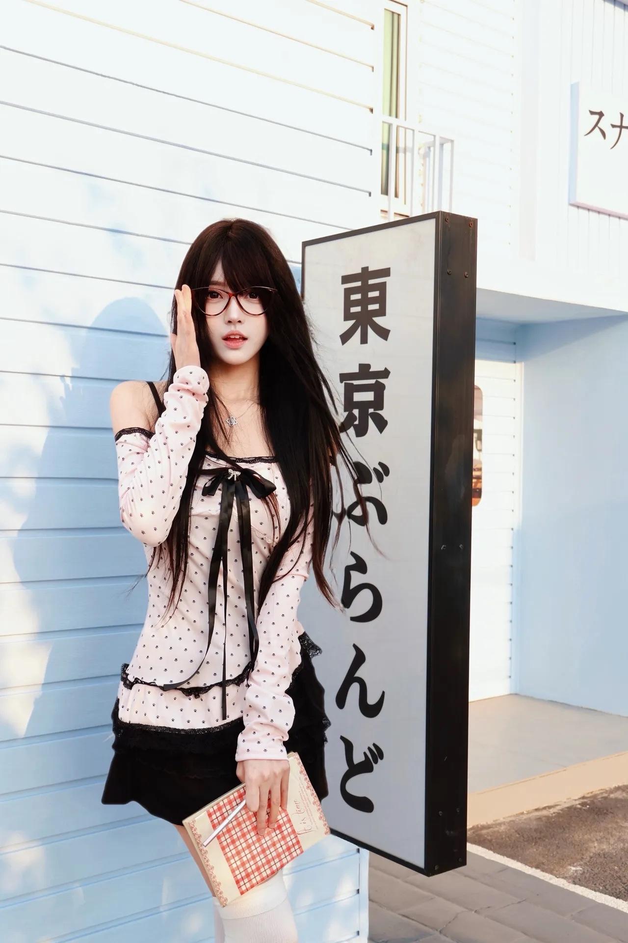 私房人像•
如果不曾遇见你，我本可以忍受孤独。   
微单 摄影 我镜头下的神仙