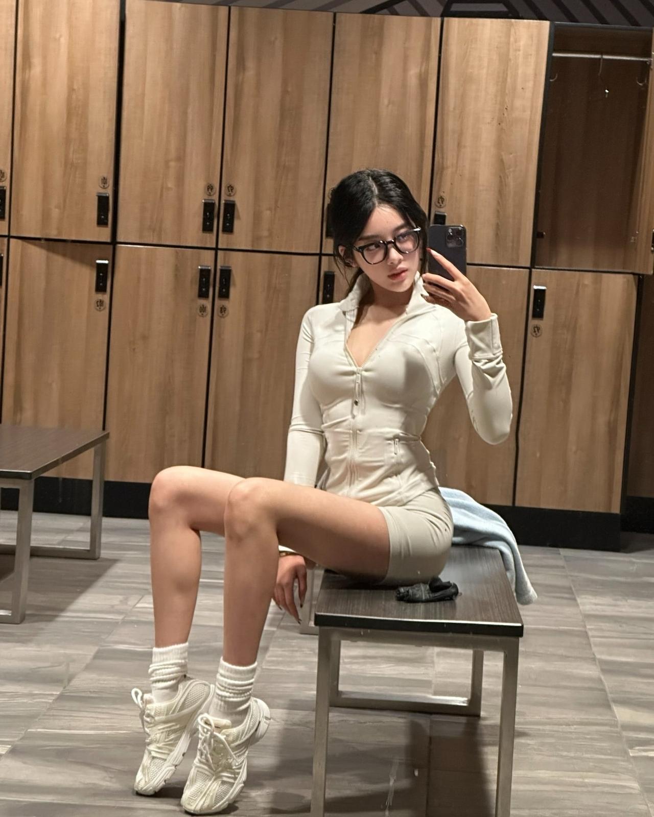 你喜欢女人身材好还是颜值高坚持健身锻炼真的会让人年轻吗? 健身和读书一个都不能少