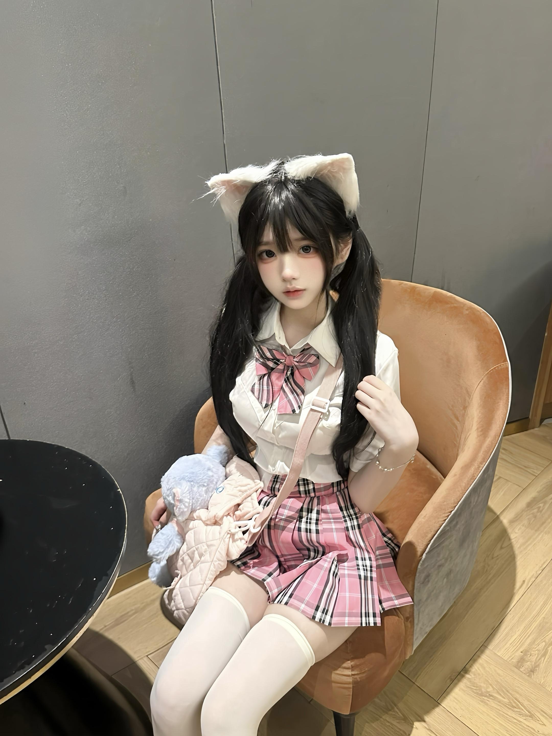 我应该也算白幼瘦吧 我白痴 幼稚 受不了一切