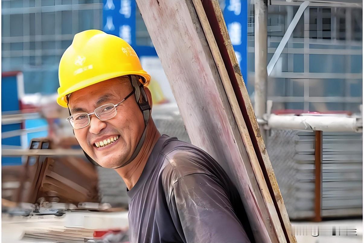 2亿灵活就业主要扎堆哪些行业？哪些赛道已经出现人员过剩？

梳理官方统计，灵活就