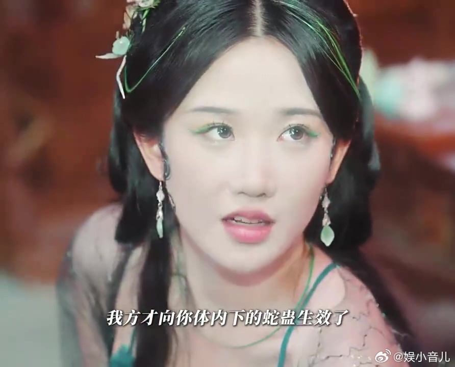第一次见女主扭了男主脖子的 居然是女主扭了男主脖子，刷新了我的认知 ​​​