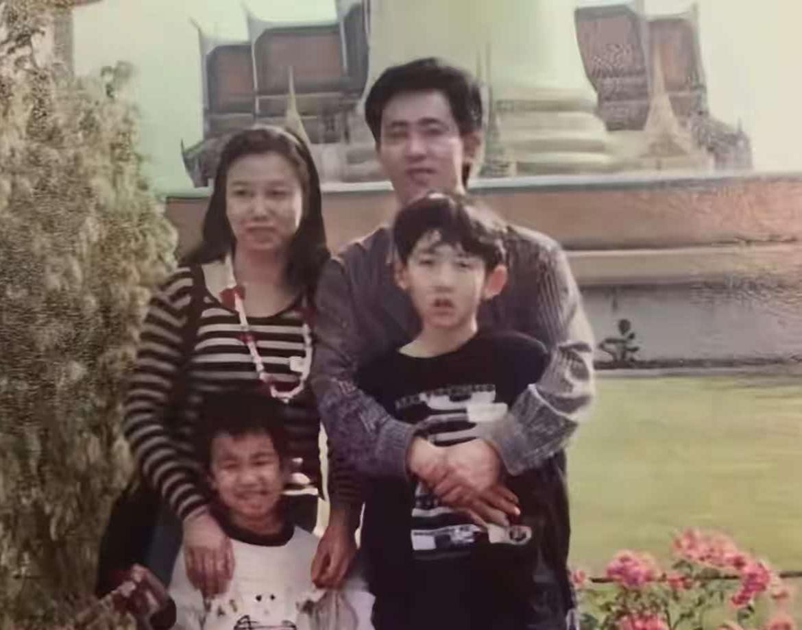 马未都曾说过一次被这位曾经风头无两的地产巨头“召见”的经历。

马未都到酒店的时