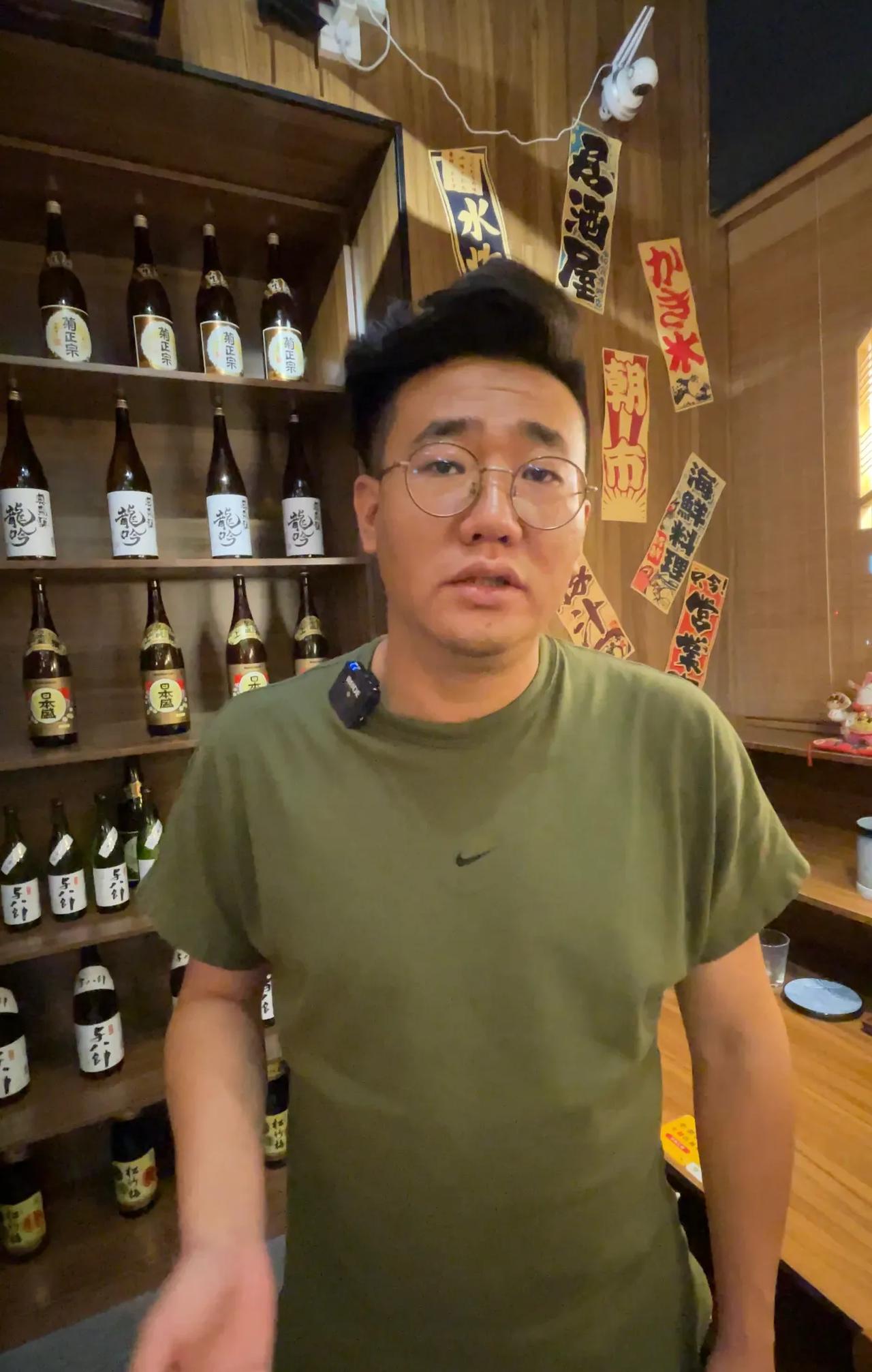 生鹤寿司融合店
这是太原做寿司最全的一个店啊
各种寿司这里都能吃到
竟然有榴莲的