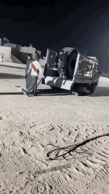 -男儿至死是少年，终日缠斗莫沦陷你觉得男人的快乐简单吗男人