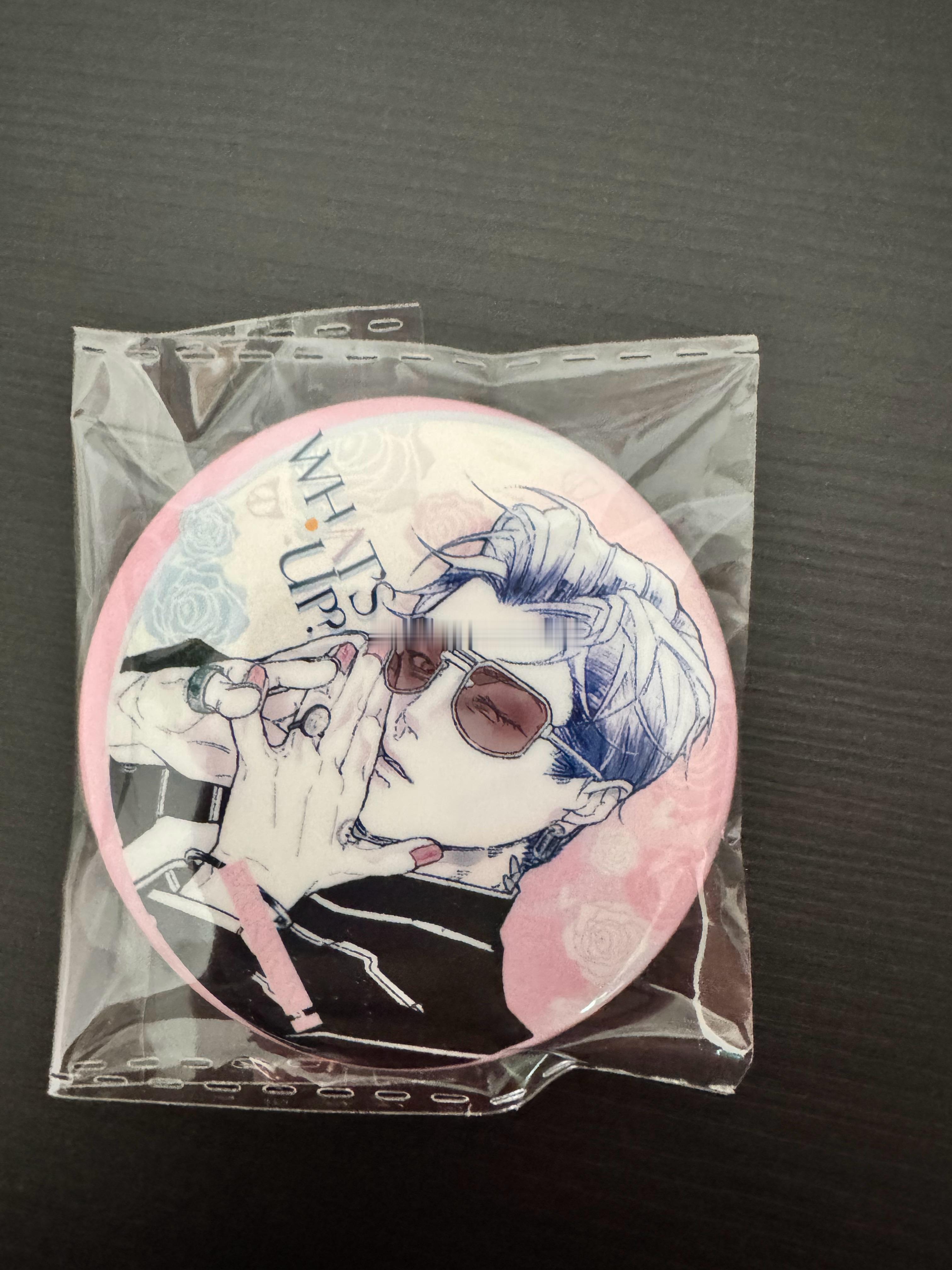 谢谢送的吧唧，志龙真的太美了好喜欢[期待] ​​​