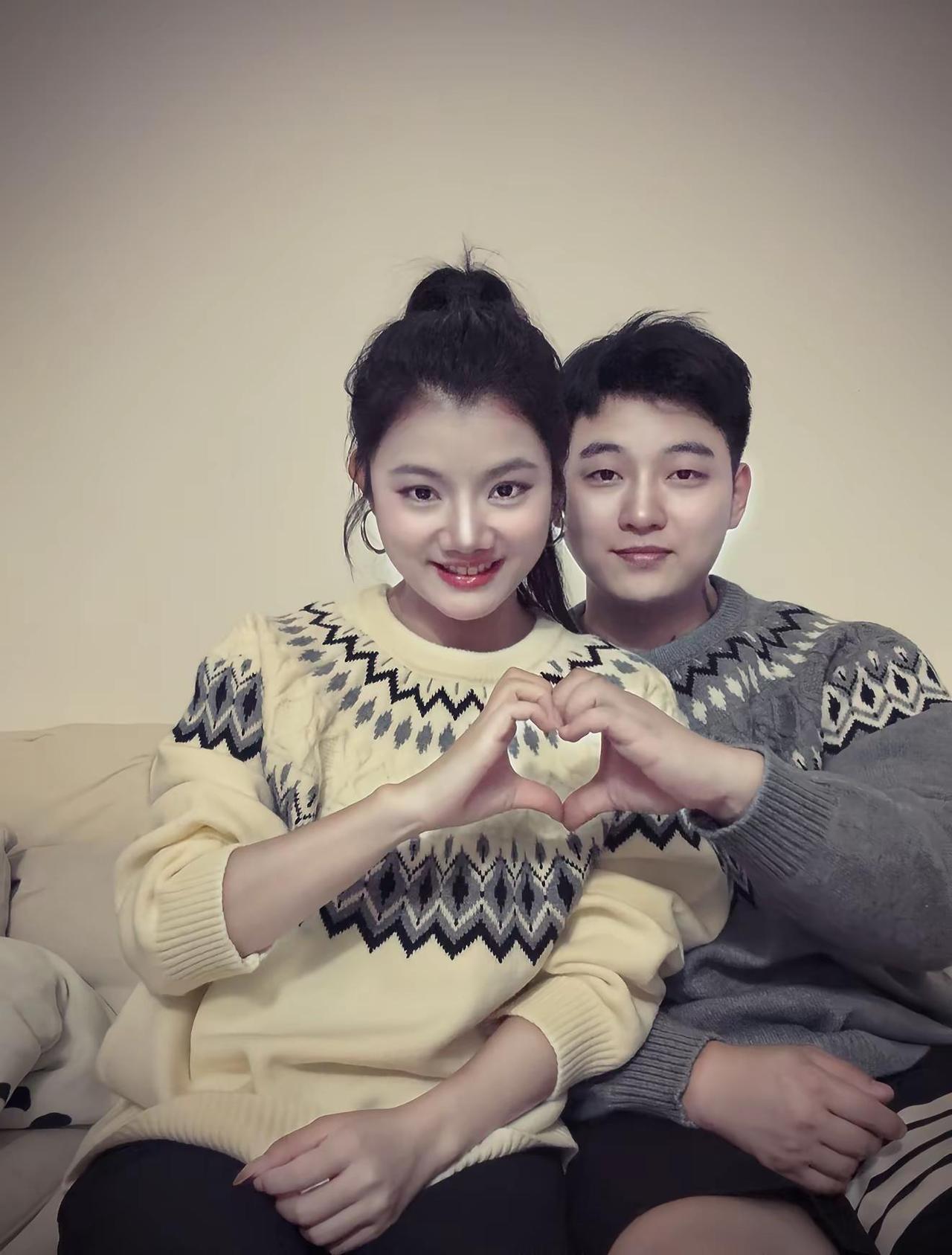 抛开女朋友这个身份，你是我这一生最不可多得的挚友情侣装穿搭