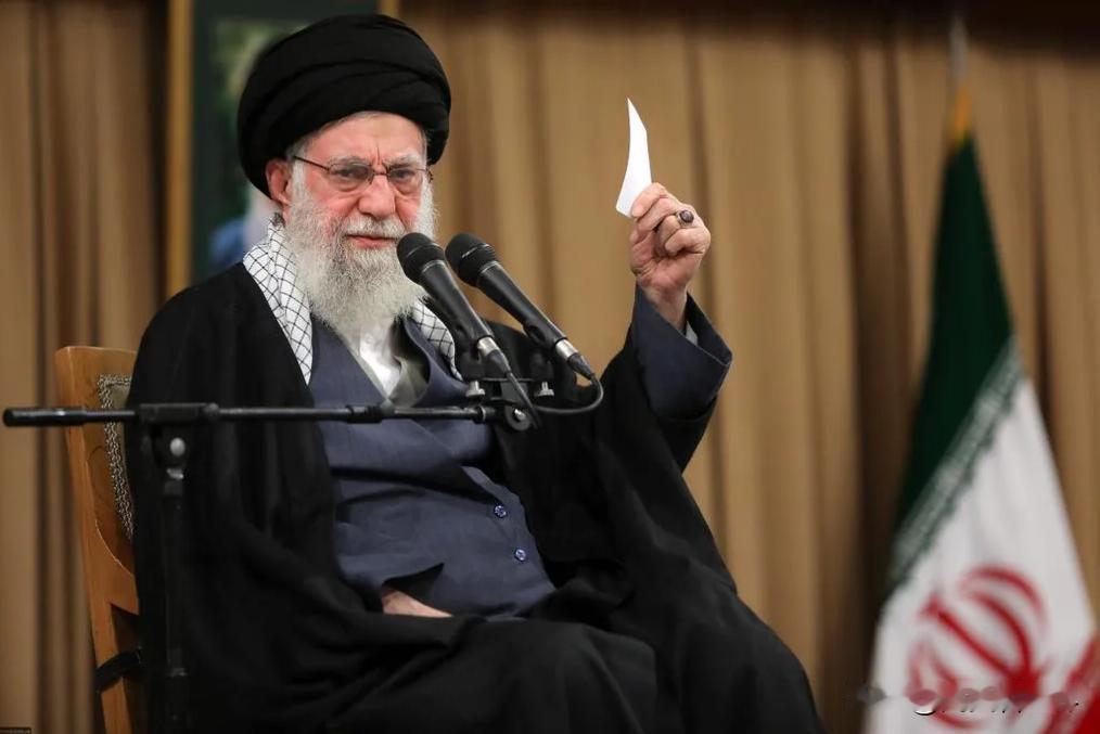 哈梅内伊形容特朗普是傲慢的暴君，断言其会被推翻
当地时间9日，伊朗最高领导人哈梅