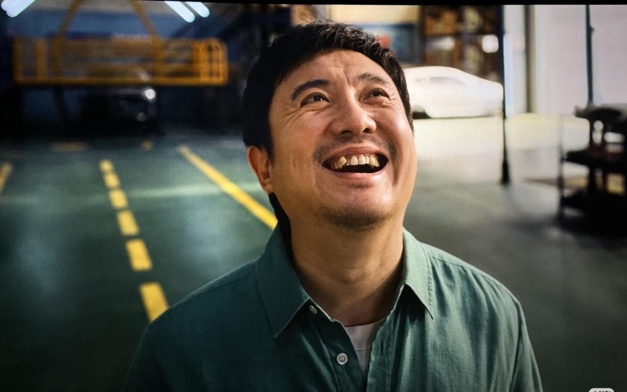 沈腾这波流量做的好呀……
一次上6个热搜，
万万没想到，2026年春节档电影票房