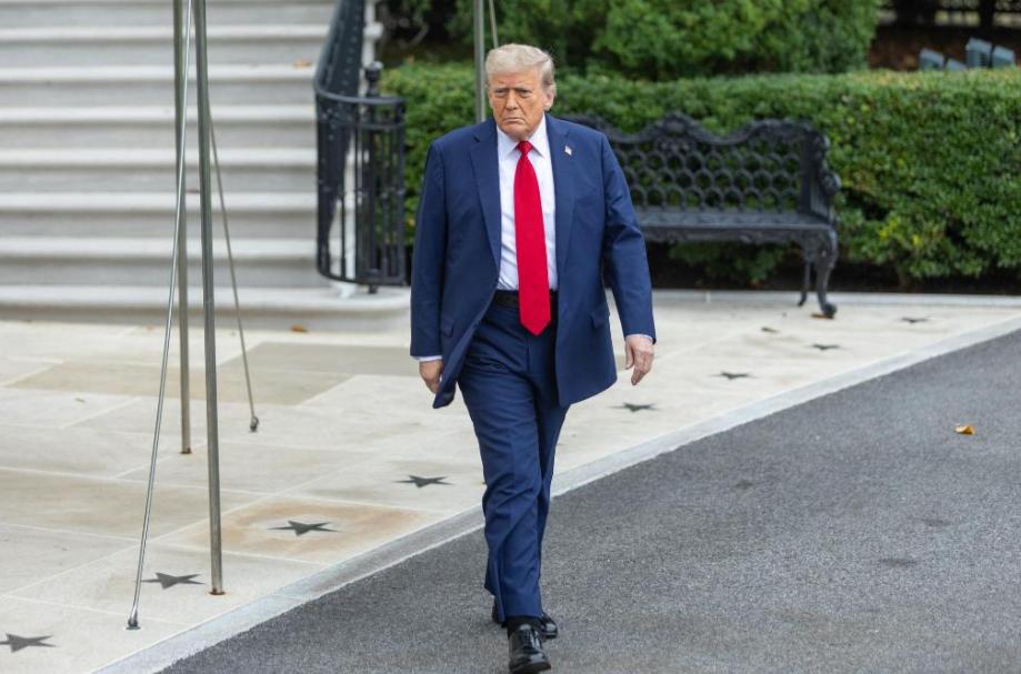 [浮云]10月10日，美国总统特朗普突然大幅提高进入到美国的中国商品关税！

1