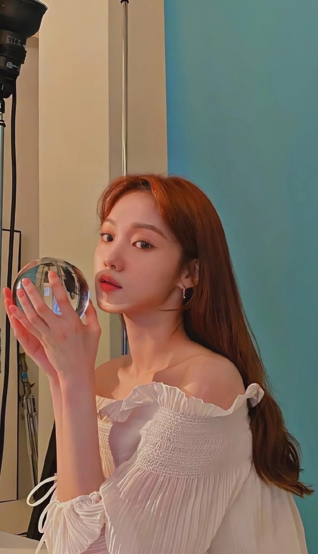 进来沉浸式欣赏李圣经的美貌