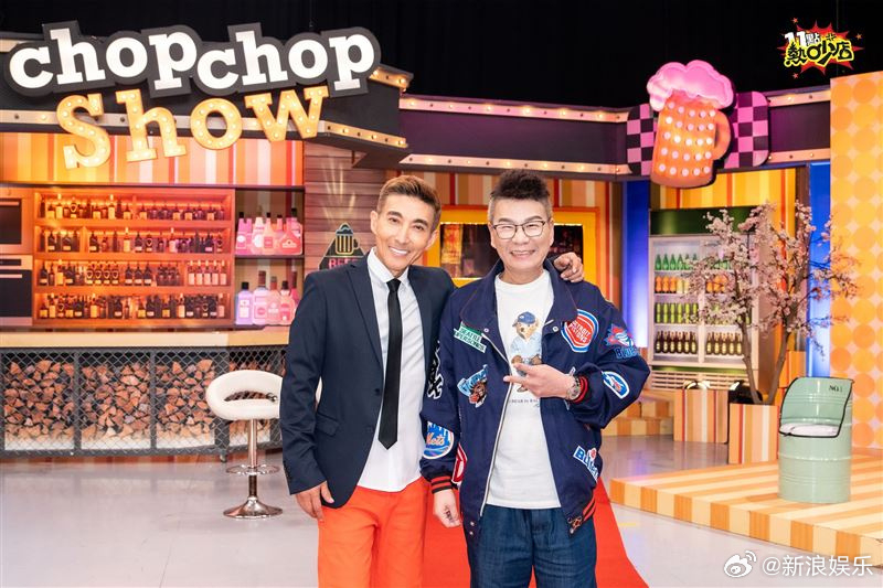 沈玉琳说生病后和妻子女儿感情变好了 据台媒，沈玉琳停工八个月后首度现身节目。他在