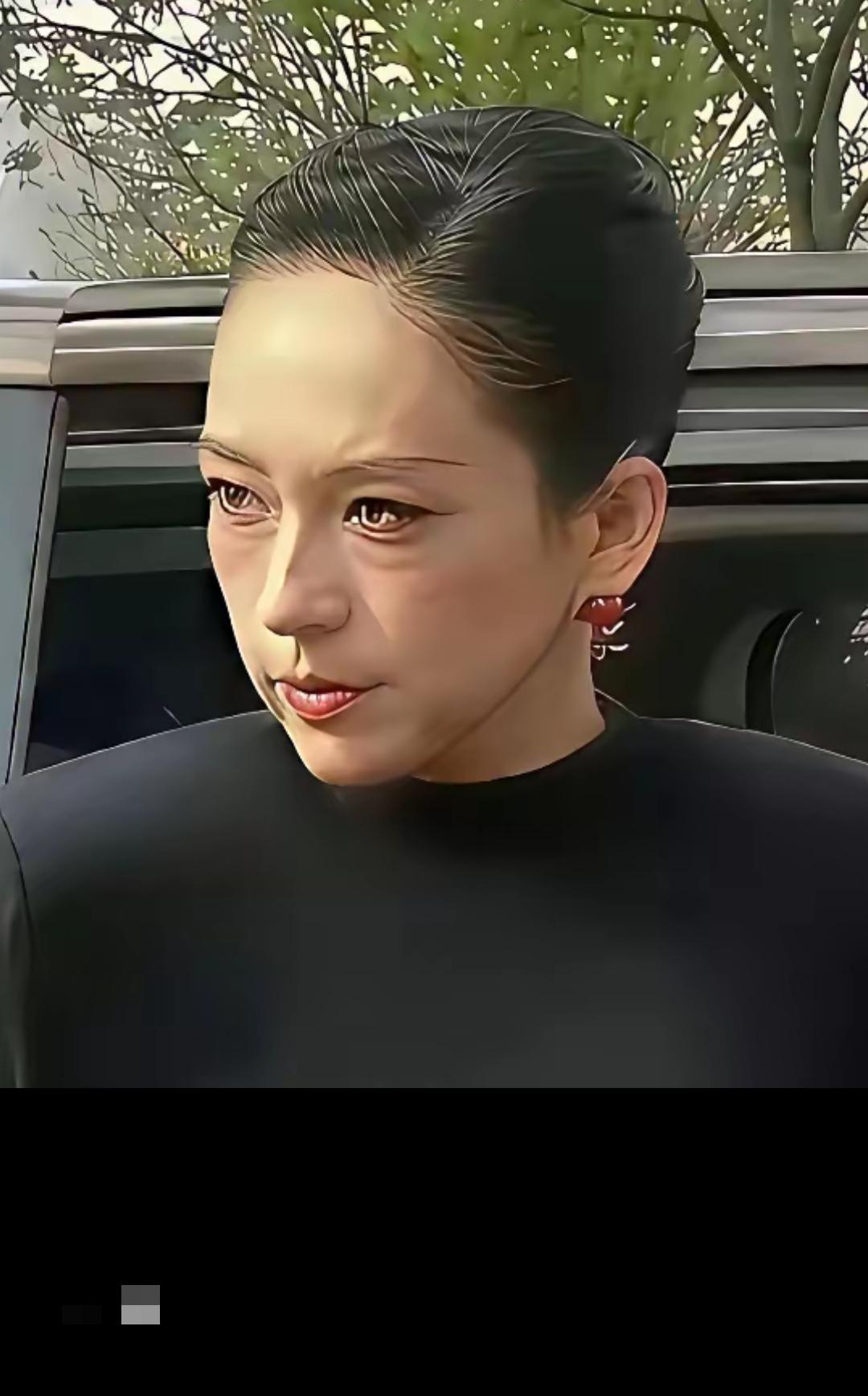 章子怡如果看到这组照片，估计得气晕过去！今天刷头条偶然看到的，她这么凶巴巴的样子