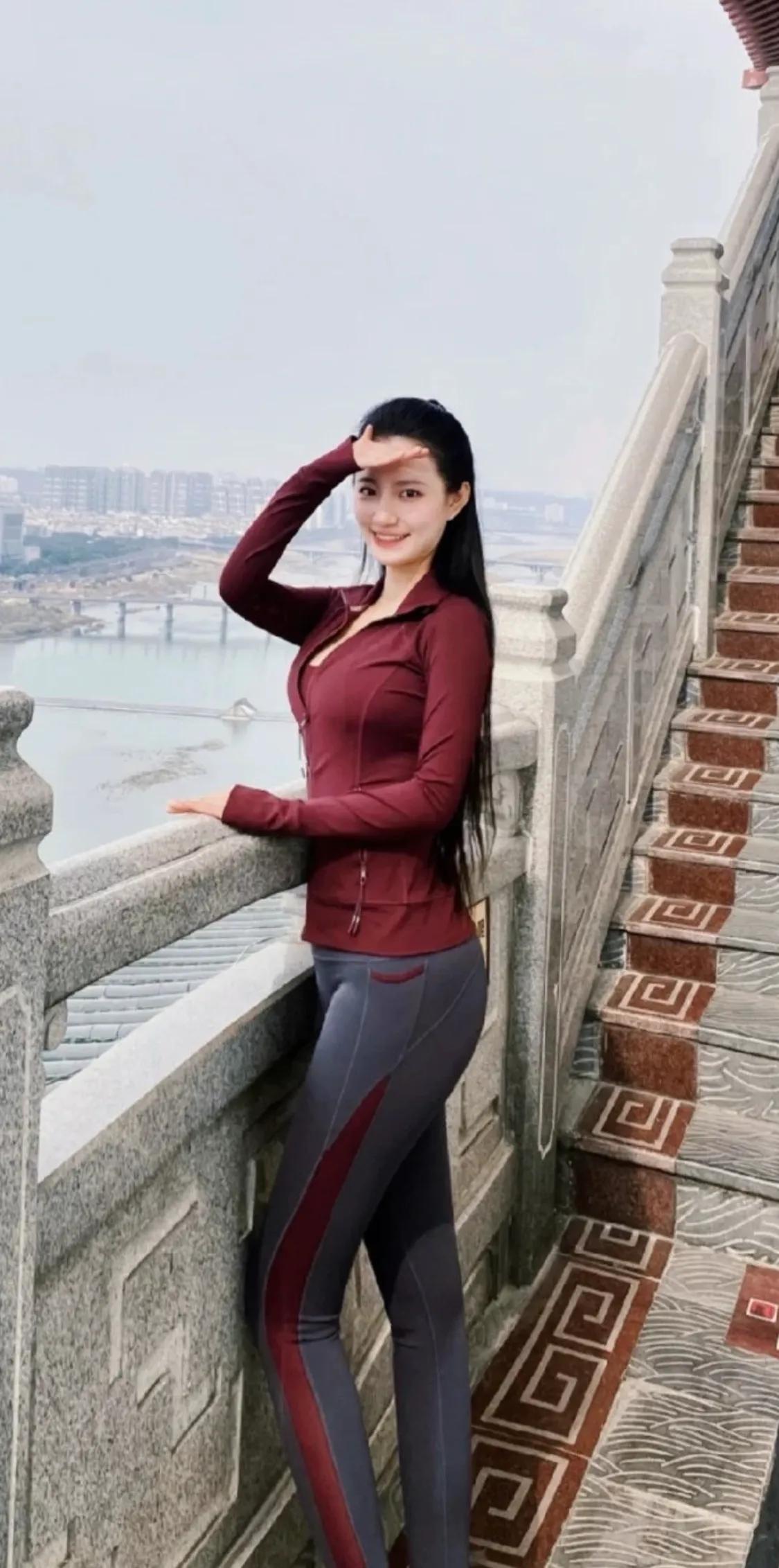 上船不思岸上人，下船不提船上事，旧人无需知近况，新人不必问过往。
这句话要换成东