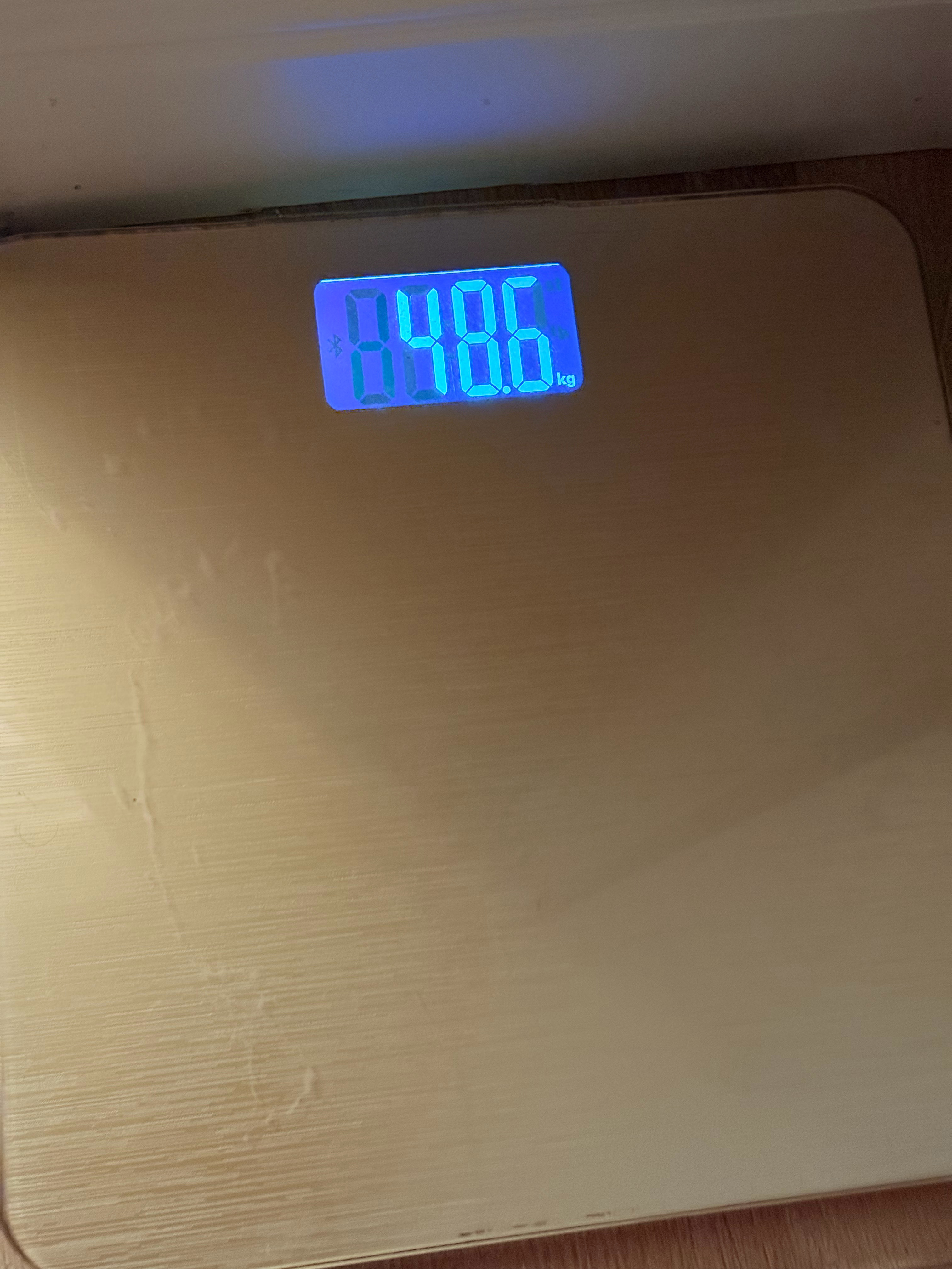 应该没人晚上饿肚子还减不下来吧[允悲][允悲][允悲] ​​​