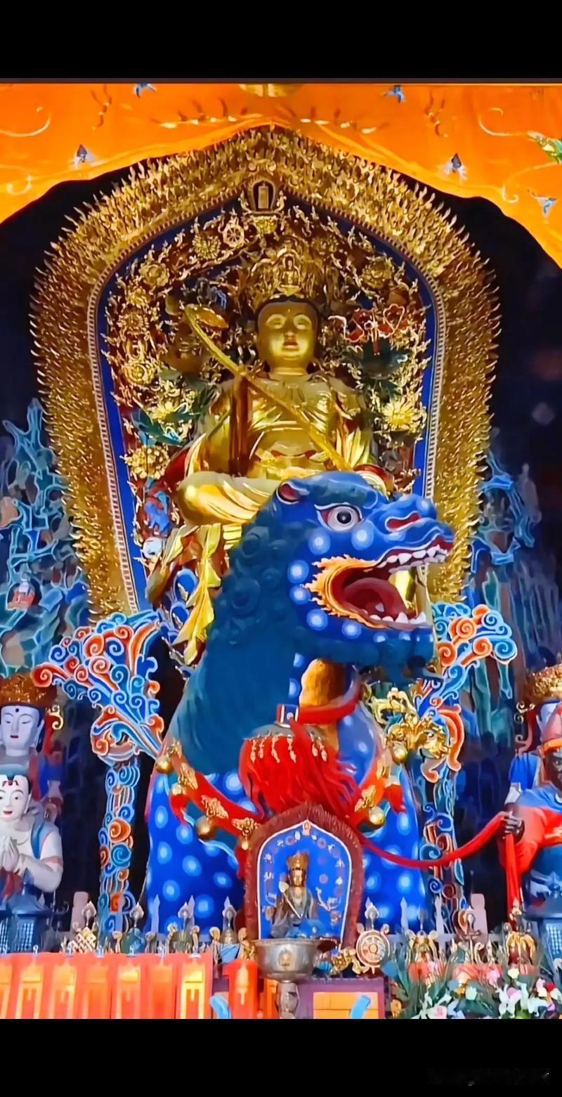 五台山这尊蓝狮文殊像，藏着读书人的顶级好运！
 
去过五台山殊像寺的人，多半都会