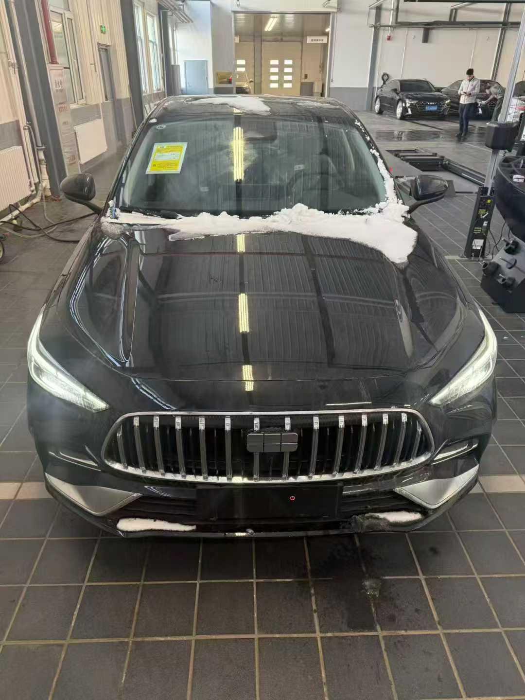 吉利 银河 星耀6，2026款60km探索版
运损包修复
新车指导价:85800