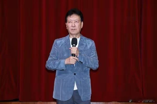 赵少康呼吁大陆不要急，他说打仗是伤害非常大，时间在大陆这边，两岸可以各自发展30