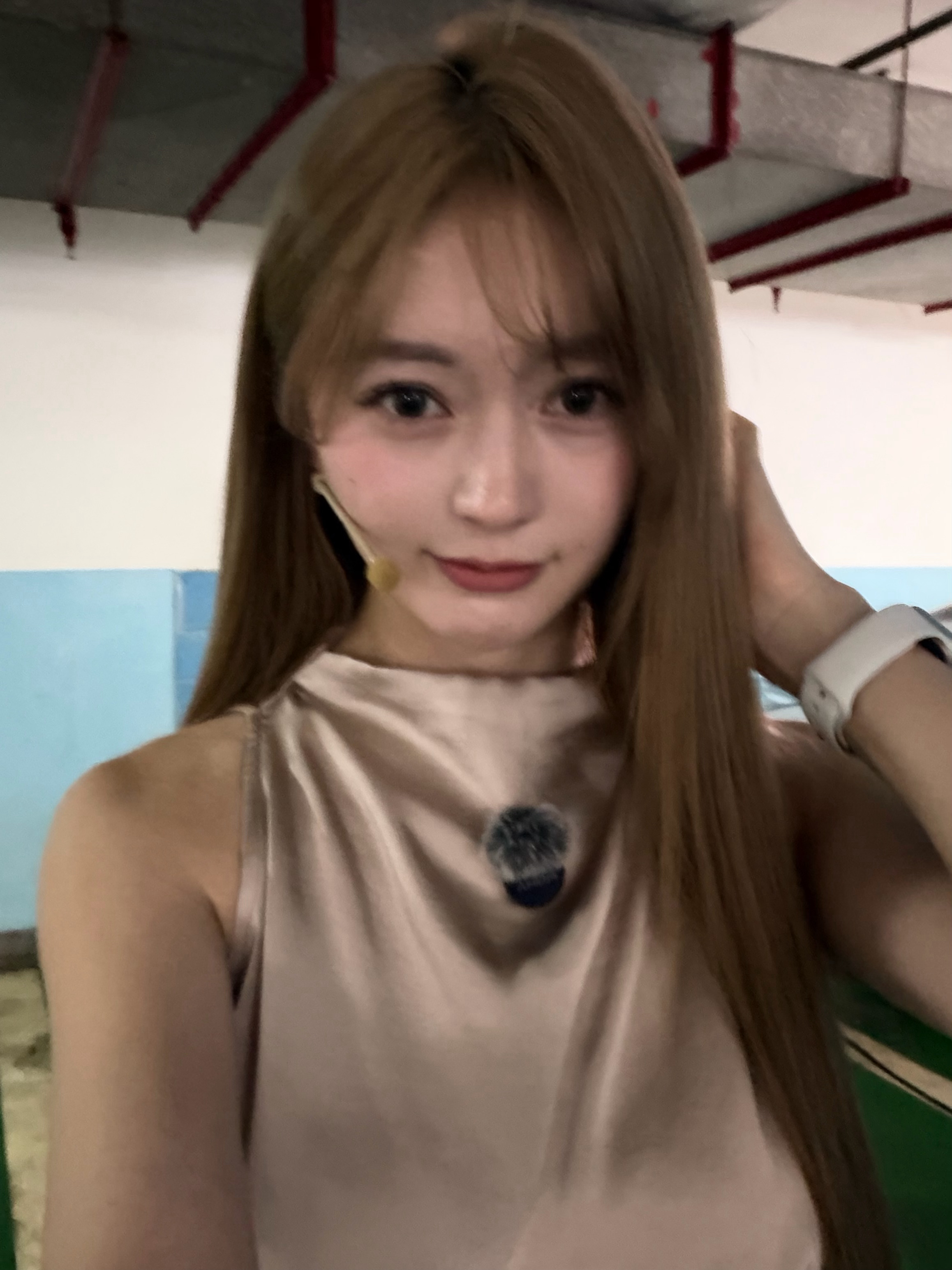 下班(●v●)💼朝6晚6可还行欧尼茜茜 ​​​
