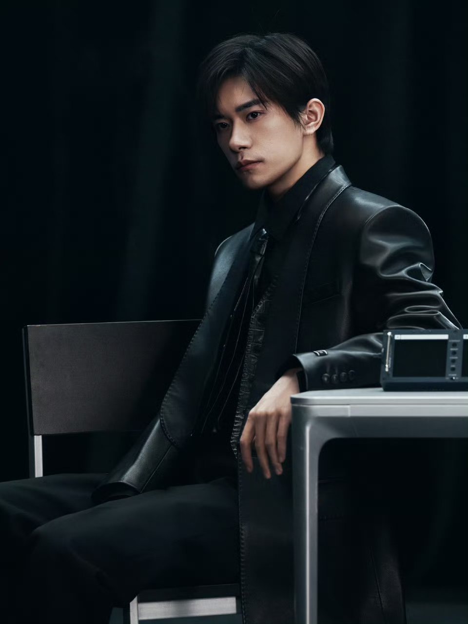 严迪队长来破案咯🔍 