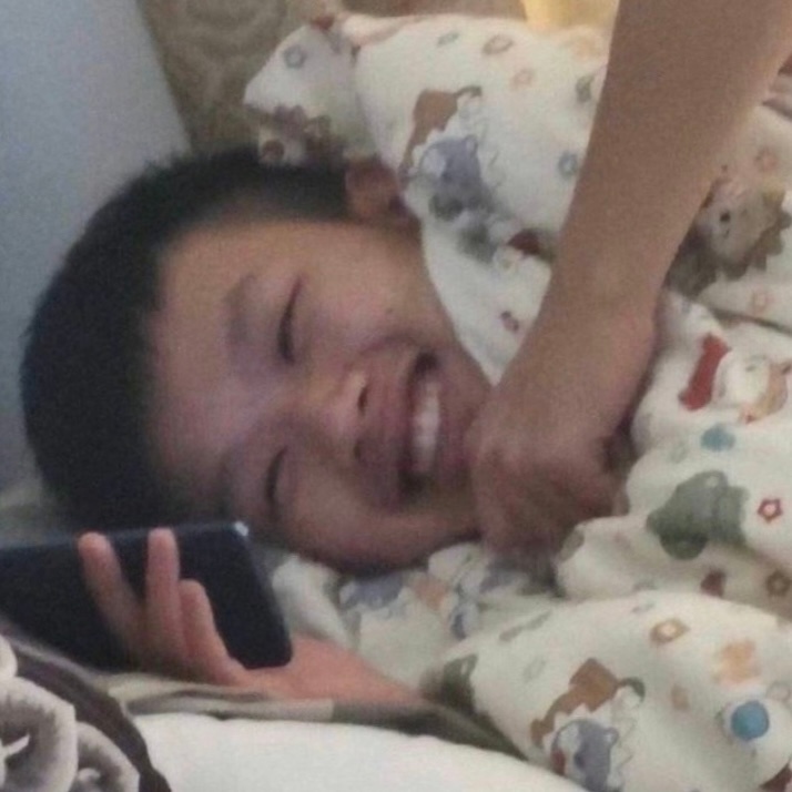 有的台湾导演功力真心可以 拍感情戏镜头语言又到位又高级 我上一次这样爱看现代都市