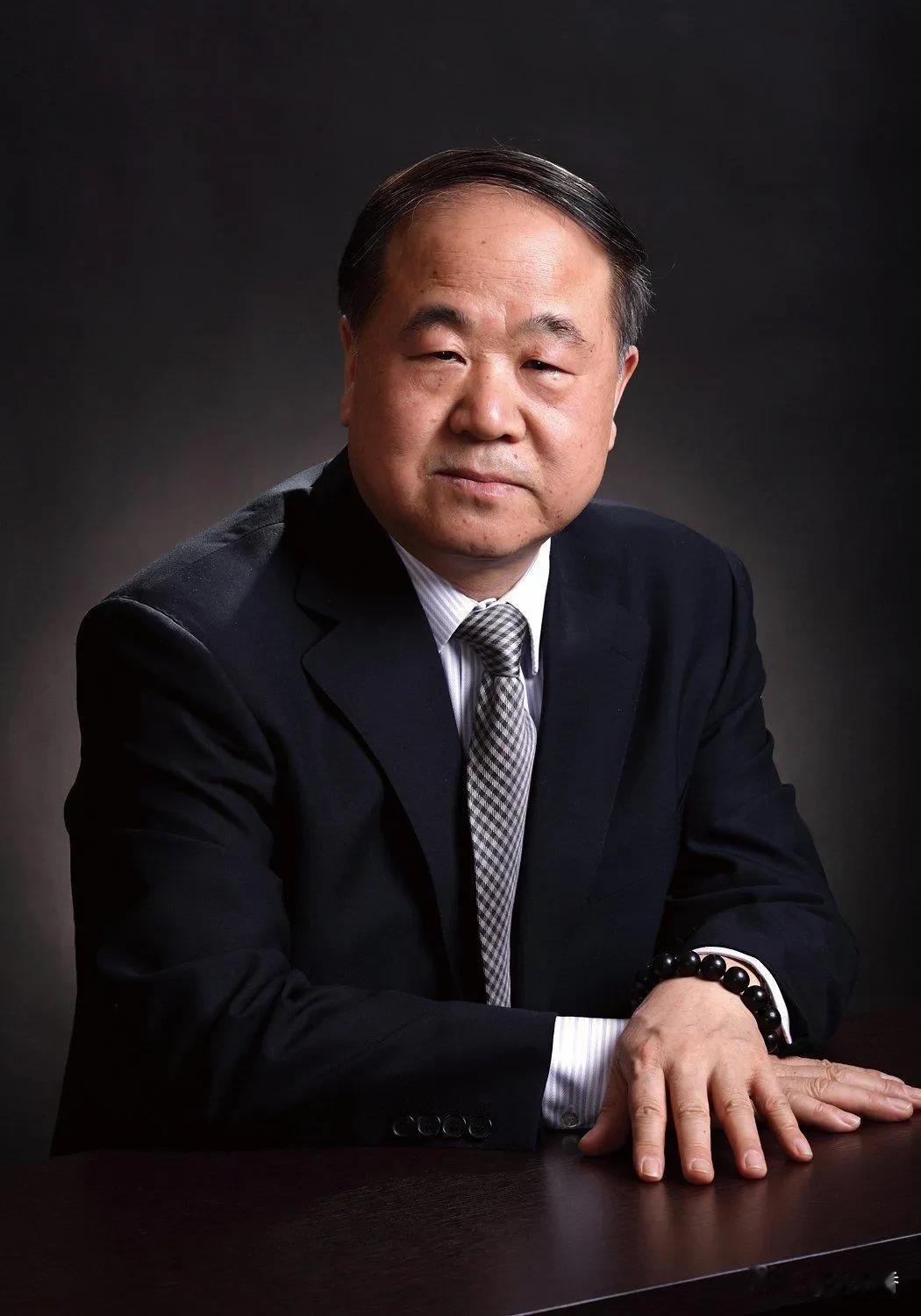 莫言说：“一个人对猫狗好，不表示对人好；一个人对兄弟义气，不表示对对象专一；一个