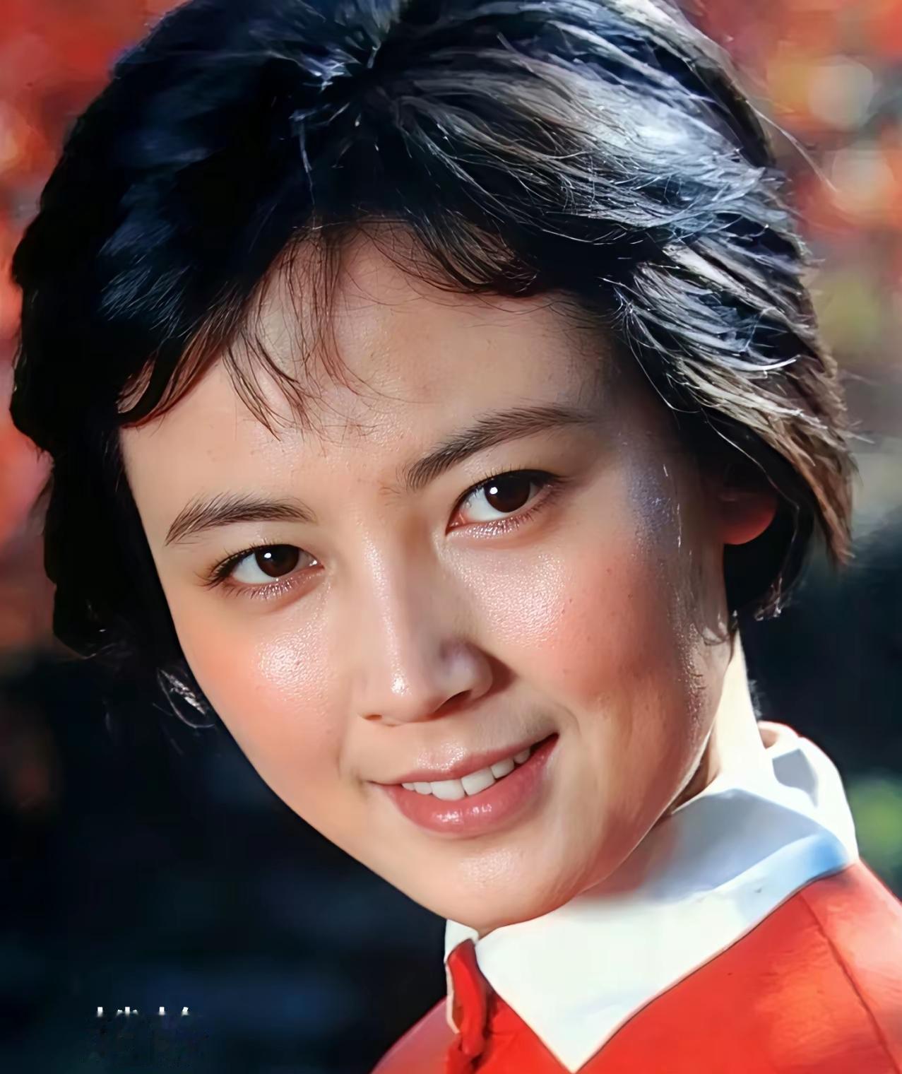 八十年代影视界有一批家喻户晓的女明星：赵静，陈烨，张瑜，李芸，吴海燕，陈冲。她们