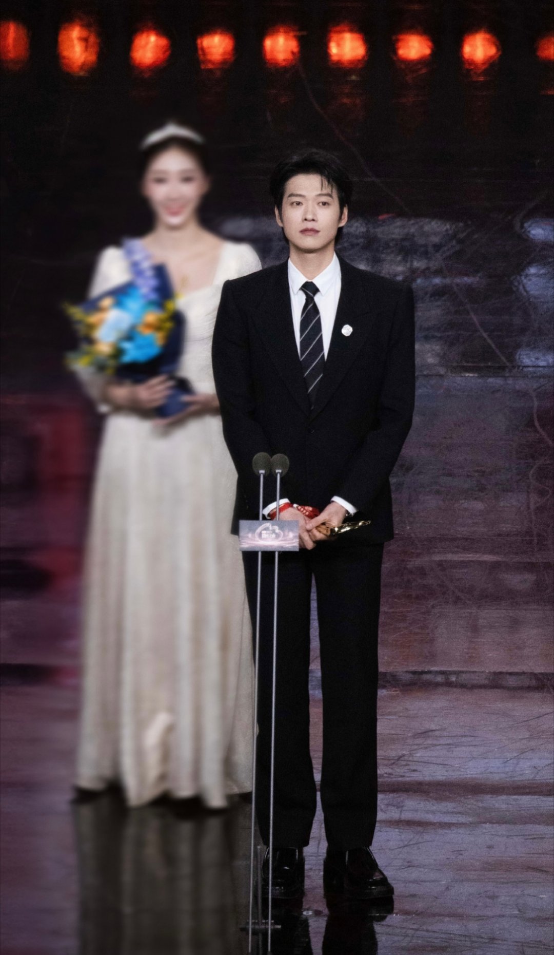 恭喜魏大勋获得微博之夜年度质感演员🎉🎉🎉 