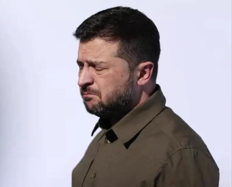 泽连斯基终于能睡个安稳觉了！
经过1400多个日夜的炮火、焦虑和外交拉锯，他等来