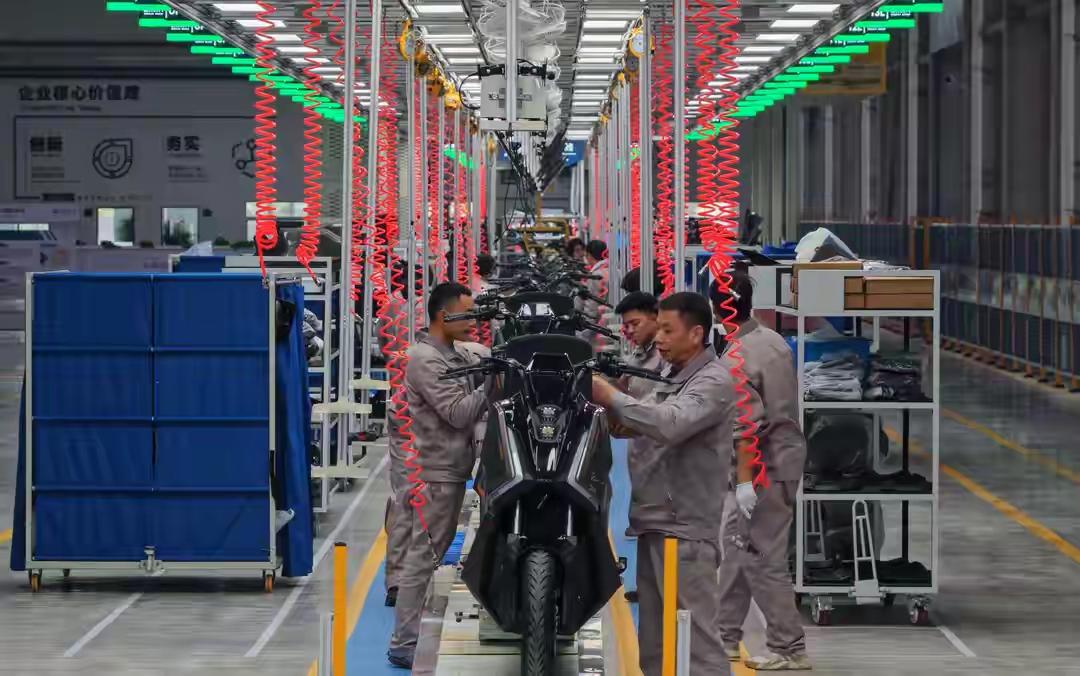 中国电动摩托车海外“出圈” 中国电动摩托车在海外那可是狠狠“出圈”了！据数据显示