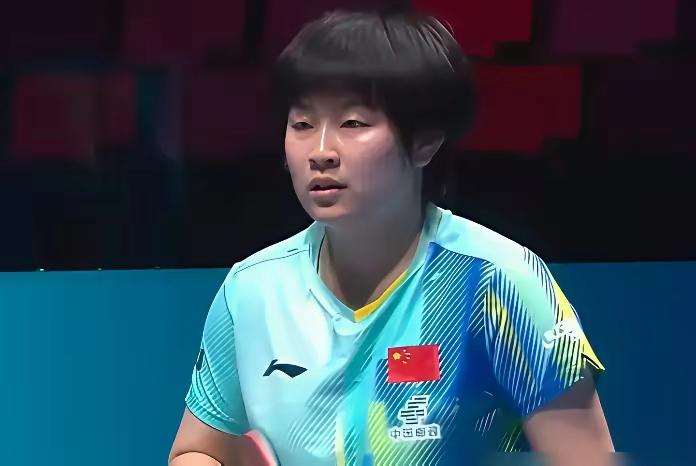 覃予萱打削球手有突破！太原常规挑战赛第二轮，小将覃予萱遭遇荷兰削球手李洁，双方打