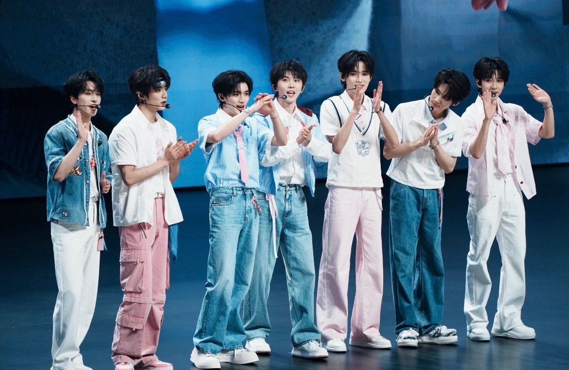 时代少年团画画水平时代少年团好会画画 每一个都画的好好，太会了吧