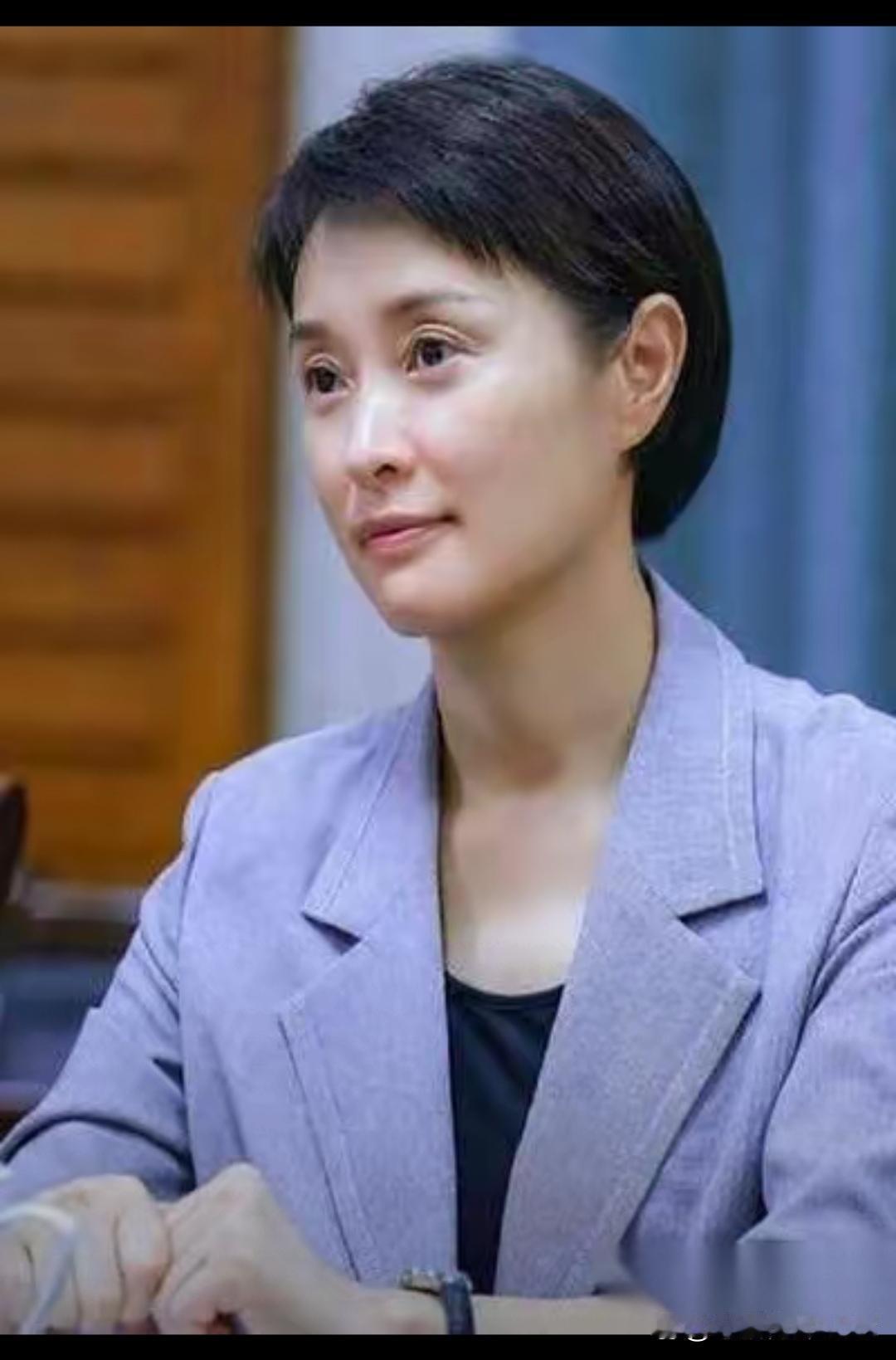 吴越说，她这辈子就谈过一次恋爱。
那个人，是陈建斌。
两个人在一起同居了好几年，