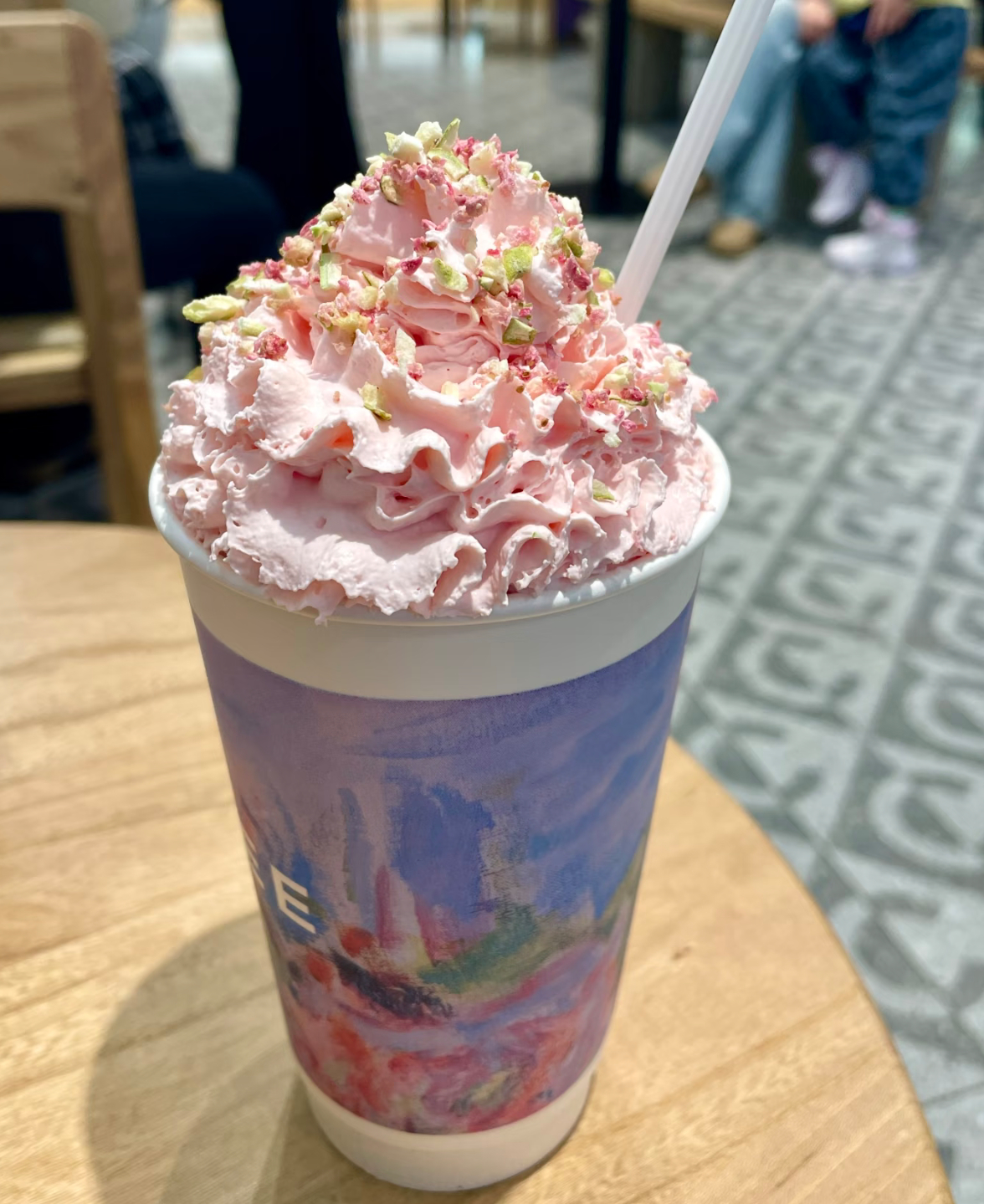 开学焕个新人设 开学季，我的自愈小妙招：一杯奶茶就够面对开学焦虑，我从不硬扛。最