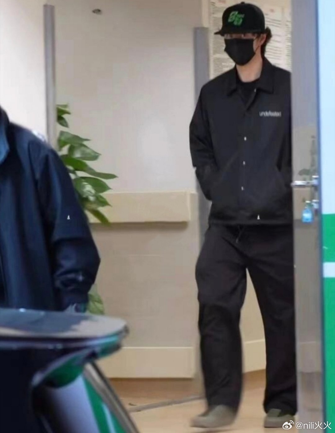 好配两人儿！🦁 is watching you 