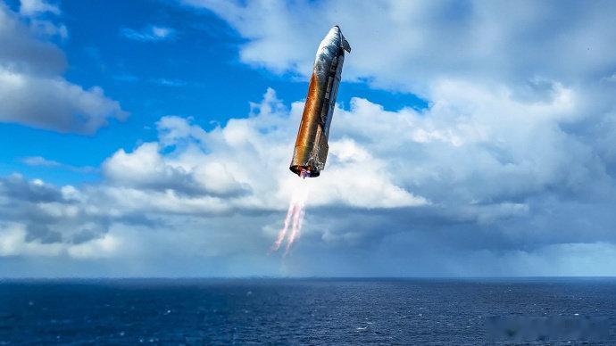 【SpaceX申请部署最多10万颗卫星，SpaceX拟打造AI时代太空通信底座】