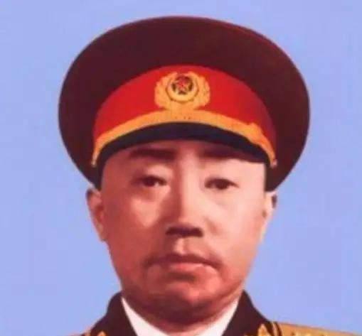 1978年，开国上将彭绍辉病逝，妻子张纬却发现遗体不对劲，当即向中央提出：解剖我