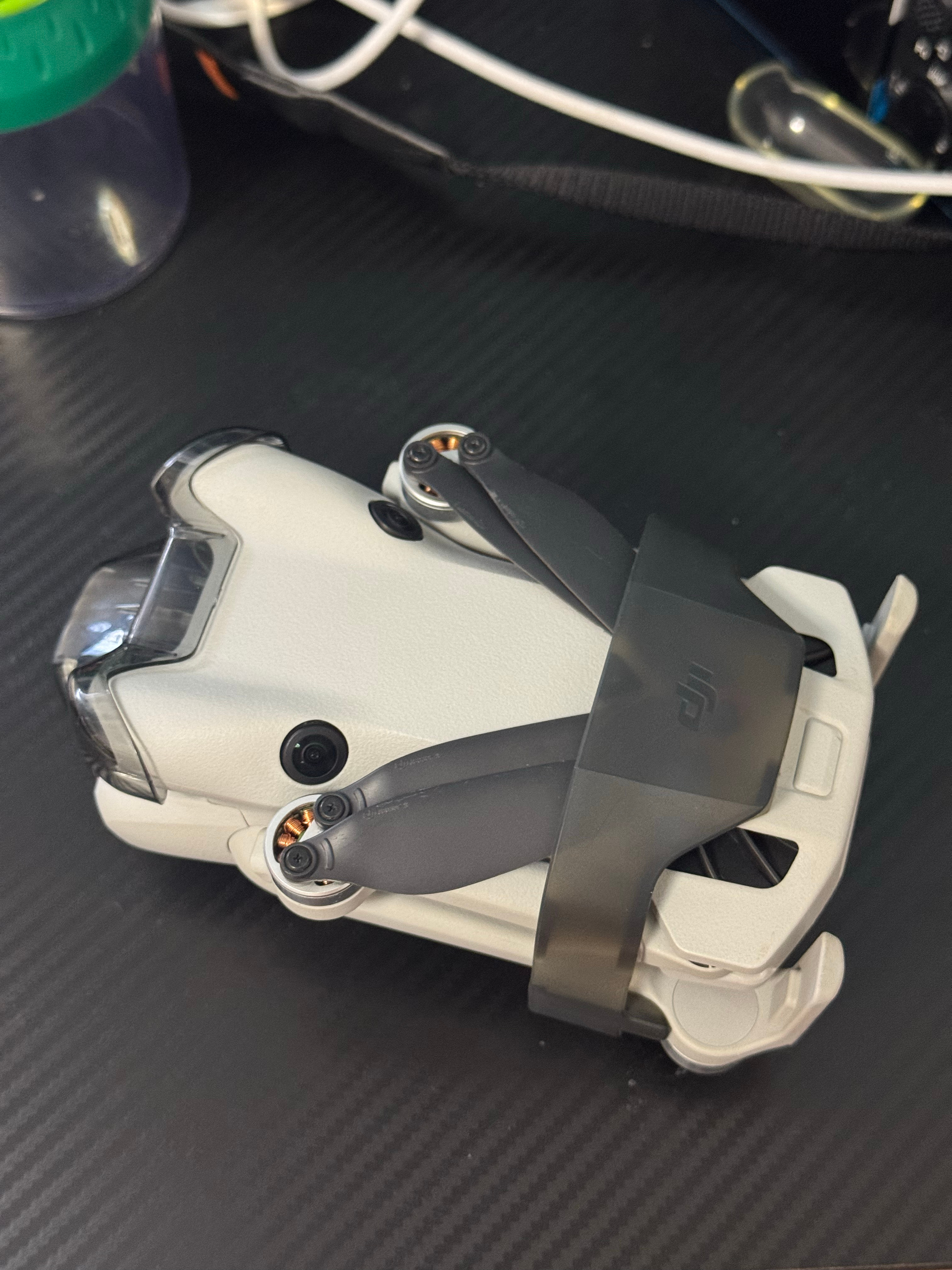 强，现在无人机的监管更严了，各位无人机机主，都接到电话了吗？刚刚本地蜀黍给我打电