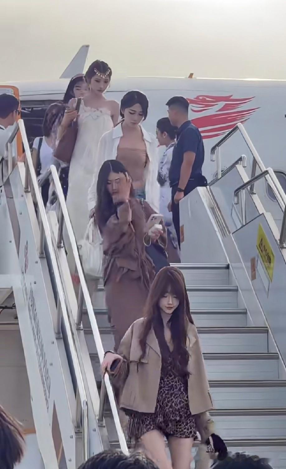 这是美女专机吗[what]
