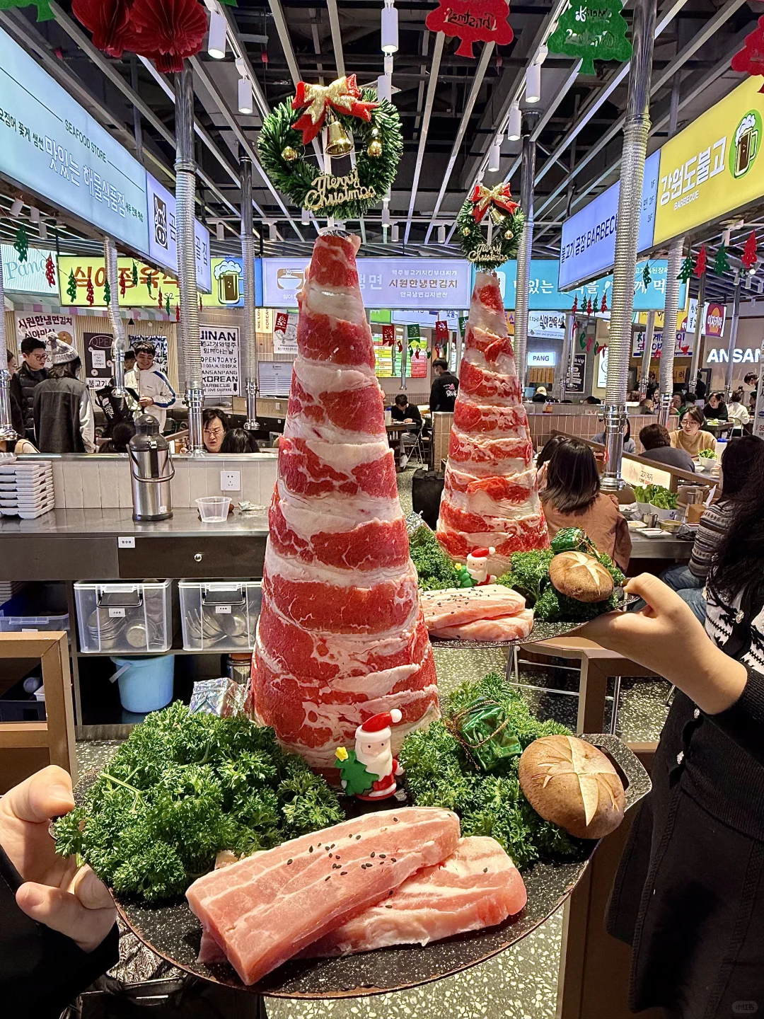 济南也有了！烤肉圣诞树🎄！！！