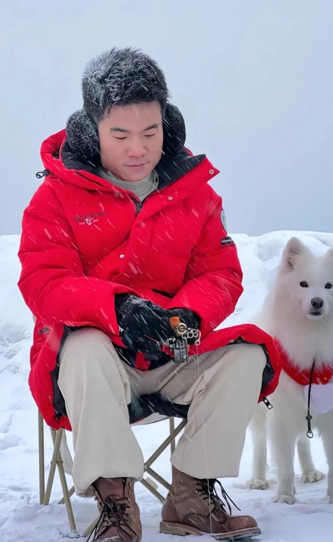 冯唐曾问俞敏洪:“你觉得，董宇辉还有哪些需要改进的地方？”

俞敏洪说:他是一个