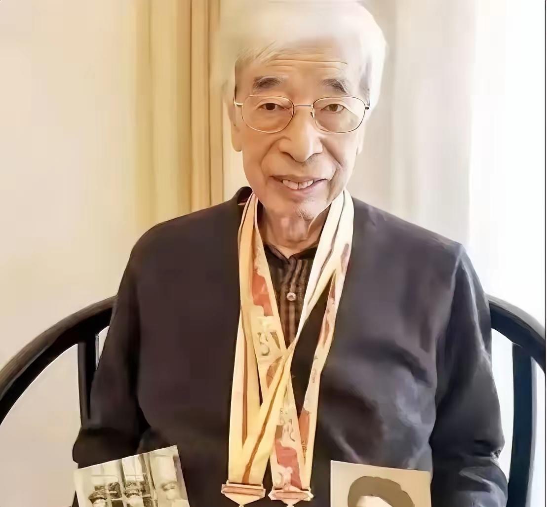 1948年，一位日本人冒充中国人加入解放军，在辽沈战役中屡次立功，还参加了抗美援