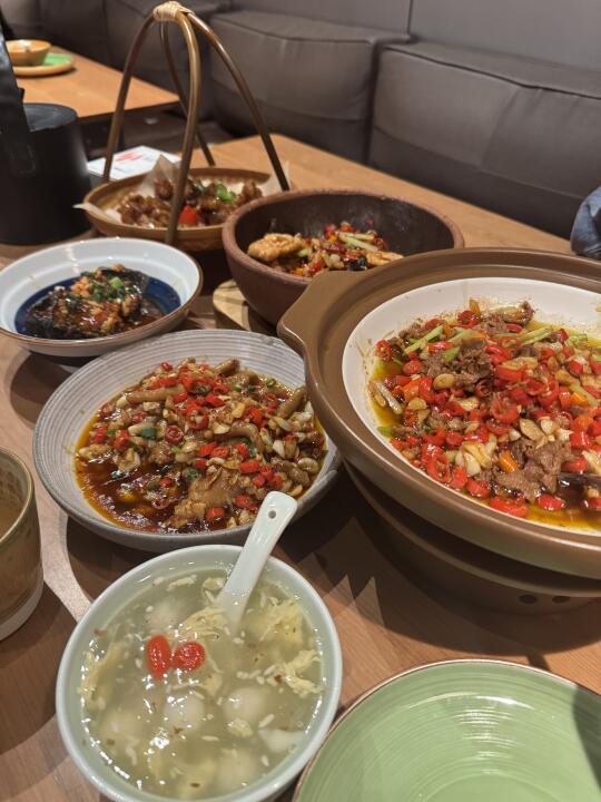 又来逛吃逛吃啦