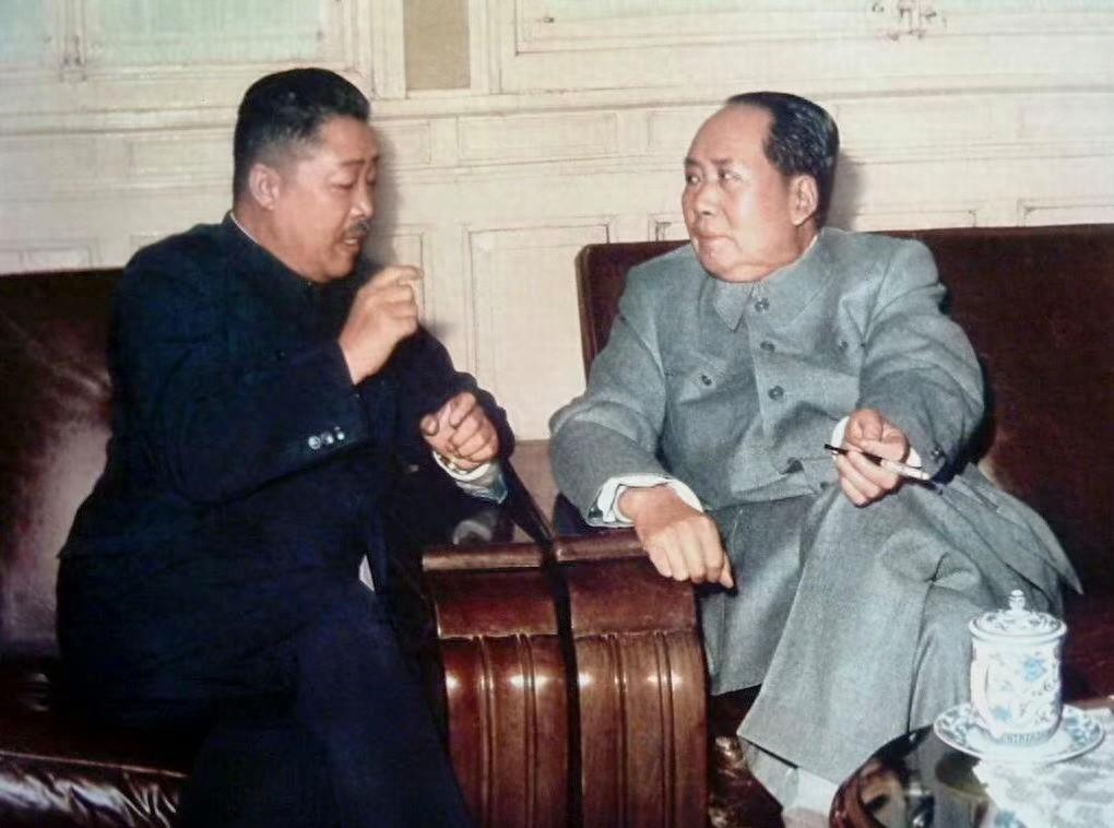 50年国军一中将起义，贺龙听闻后：此人曾背叛过我，最后结局怎样
50年2月4日的