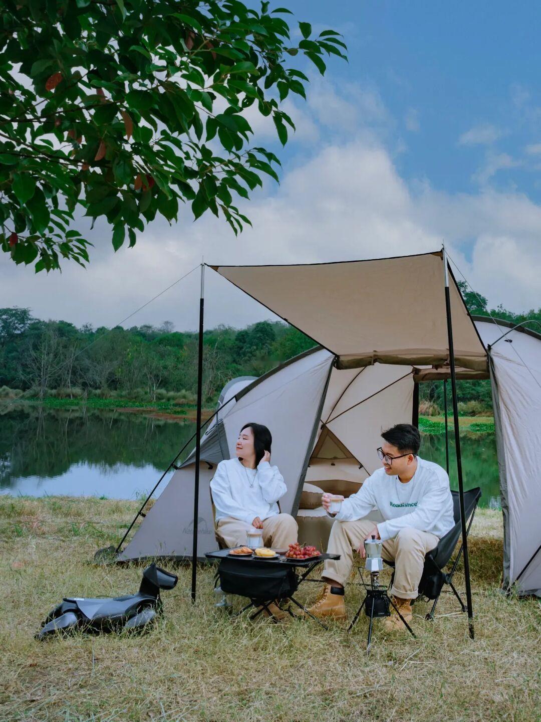 今天风和日丽🏕️去湖边露营吧|2人1狗时光