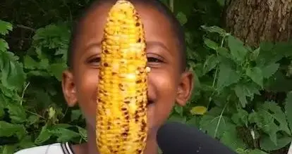 7岁小孩爆火，成TikTok新晋顶流！网友：他是我见过最爱玉米的人