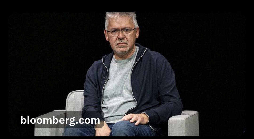 苹果公司人工智能业务负责人约翰·吉安纳安德烈计划辞去该职务，结束其在这家iPho