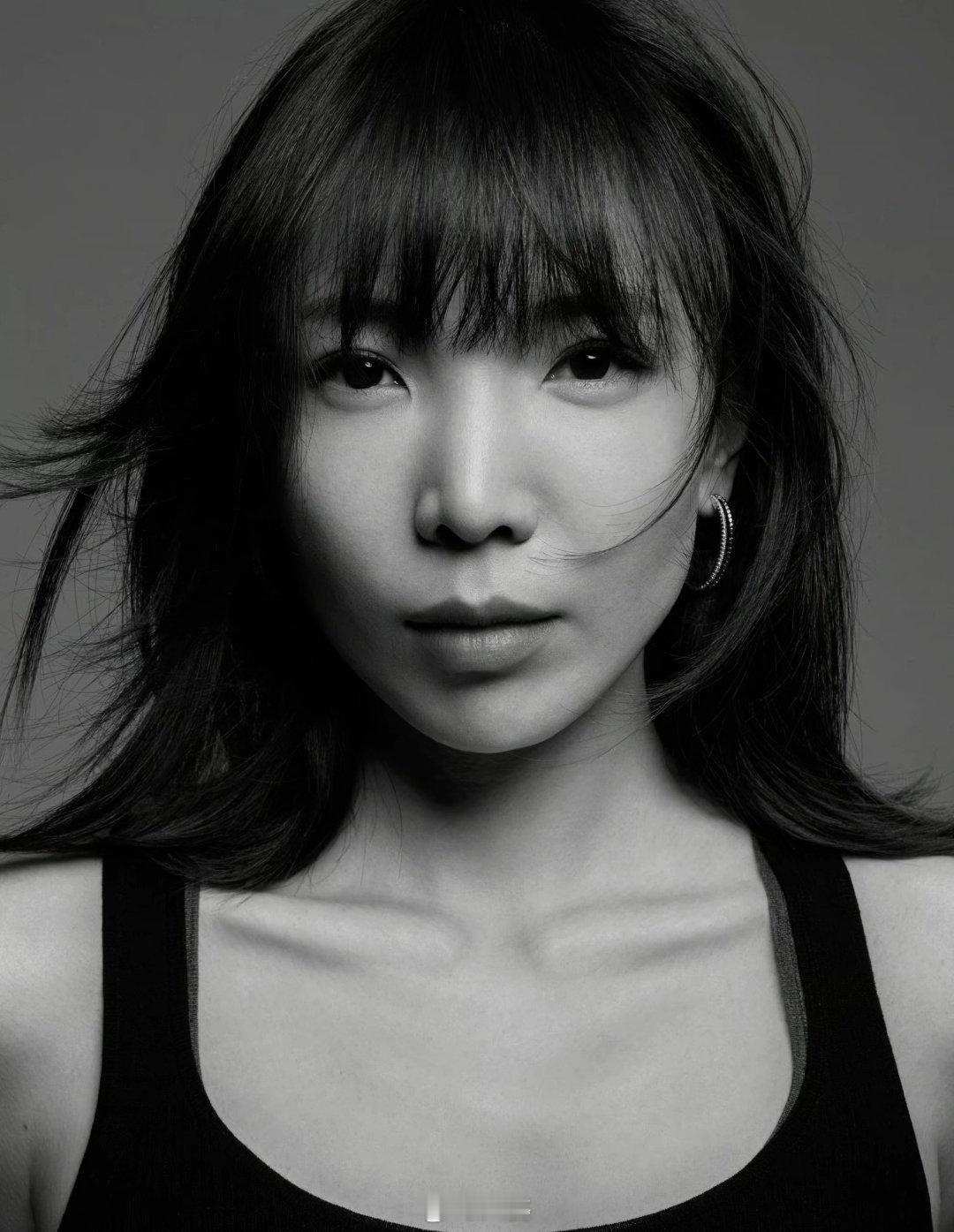 张婉婷坐飞机惊恐发作差点被驱逐刷到张婉婷飞机上惊恐发作的新闻，才知道她这几年承受